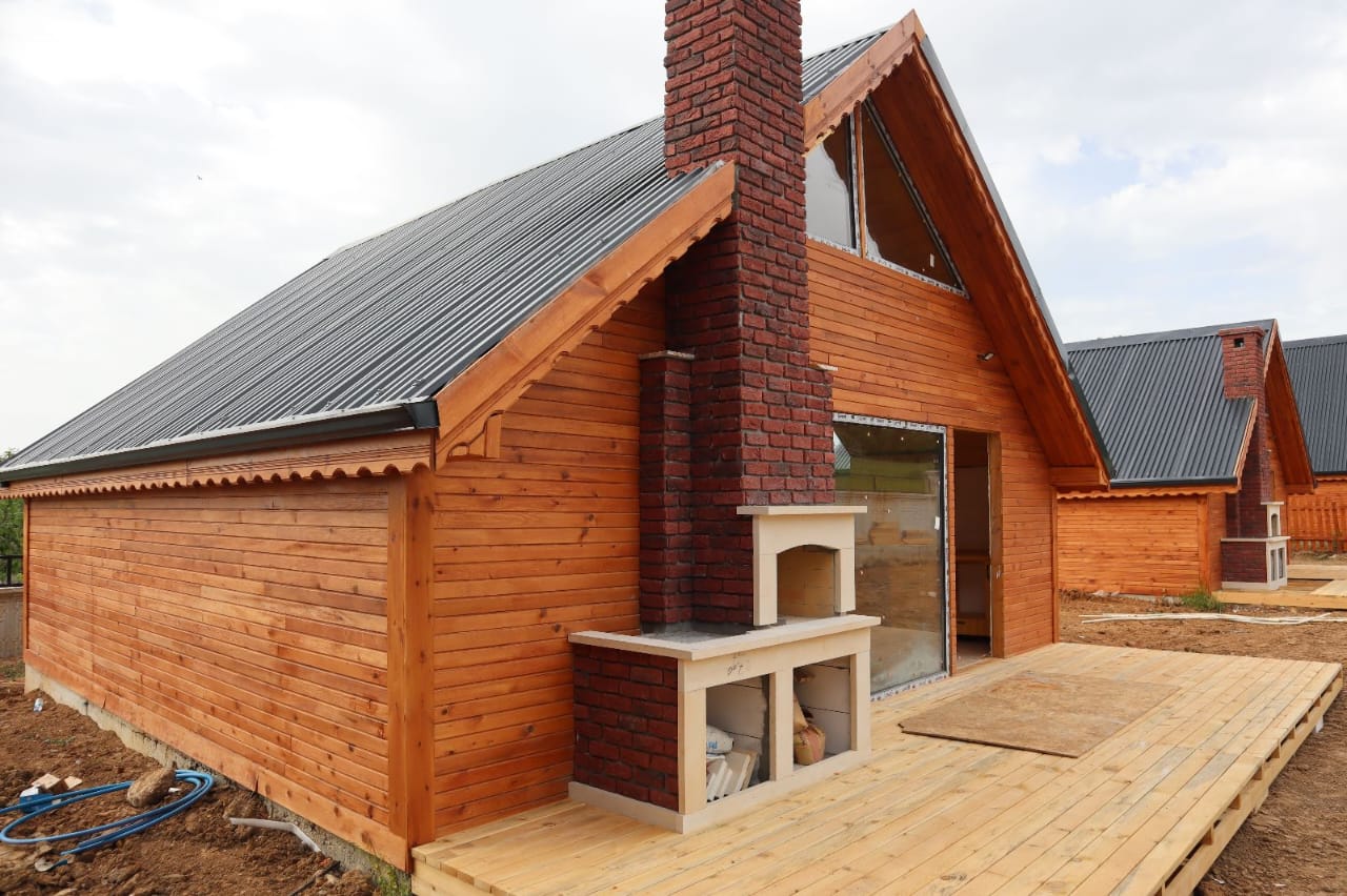 Handcrafted furniture by Seçkin Woodworks